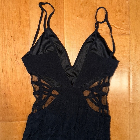 Tobi Black V Neck Maxi Tank Top Strap Dress Side Slits Mesh Paneling At Ribs - Picture 11 of 13